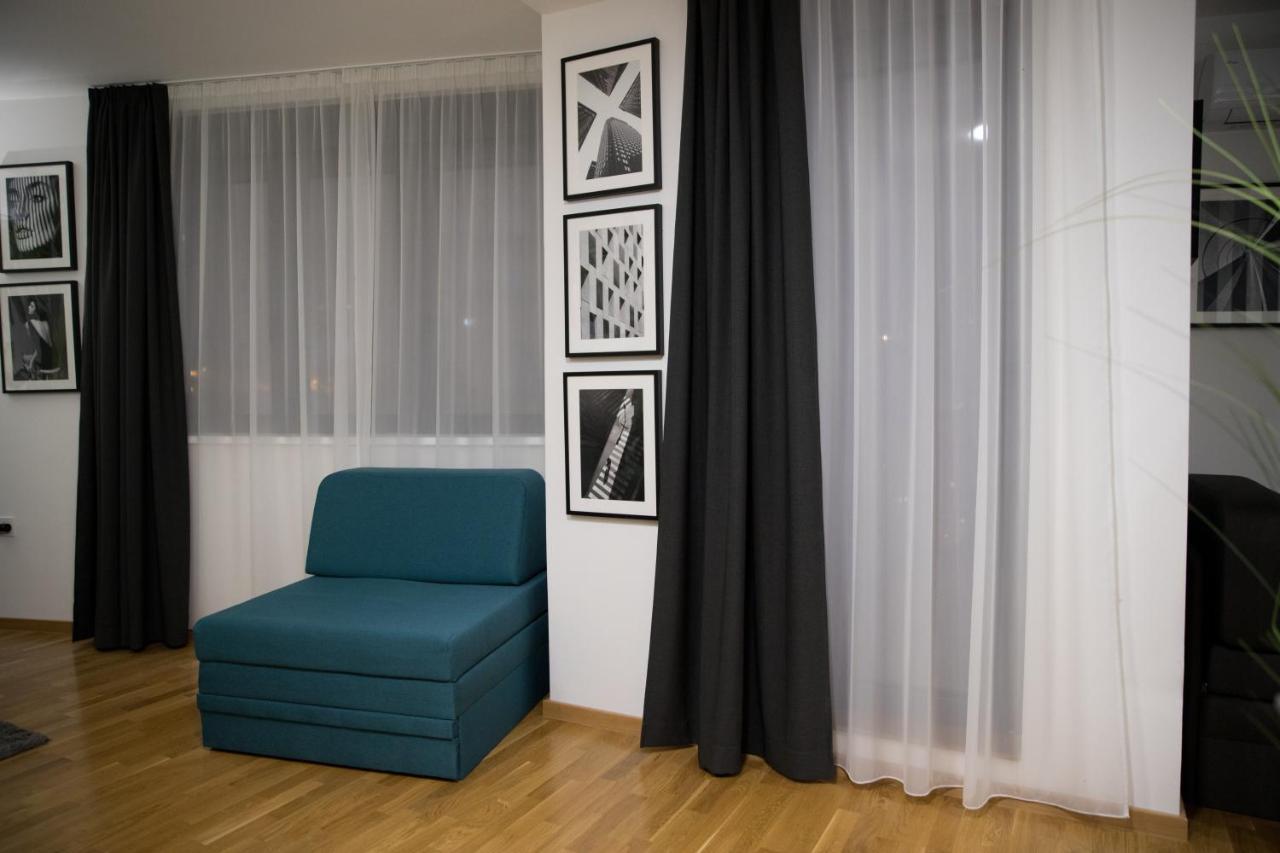 House Of Mac Apartments Ni Exteriér fotografie